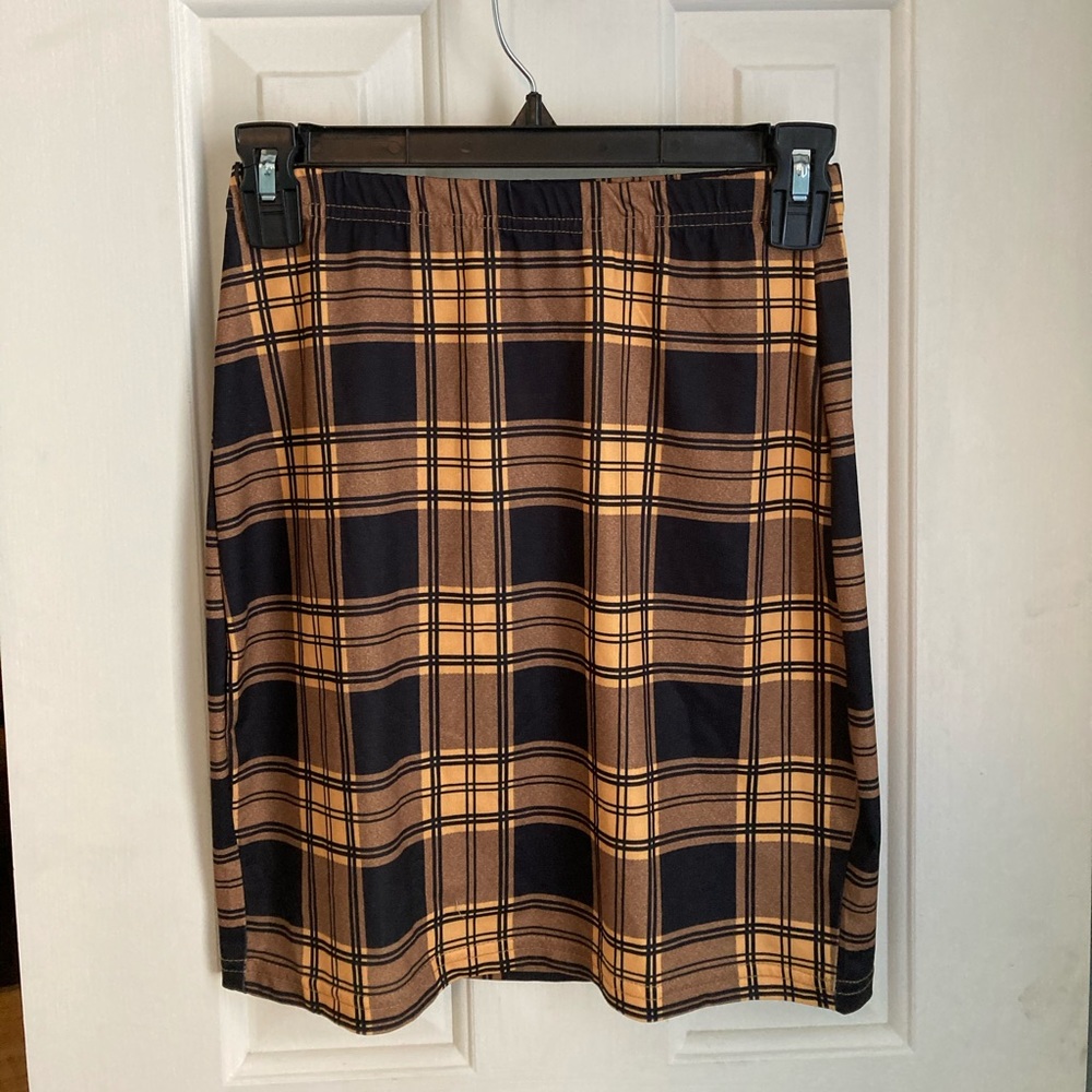 Stretchy plaid mini skirt (XS)